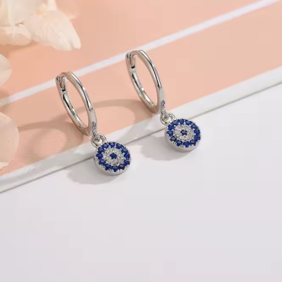 925 sterling Silver Evil Eye Dazzling Blue Crystal Earrings - Picture 5 of 6